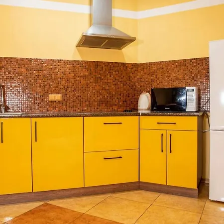Seven Eleven Apartment Hotel In Most City Dnipro Exterior photo
