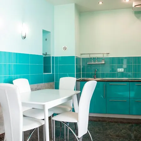 Seven Eleven Apartment Hotel In Most City Dnipro Exterior photo