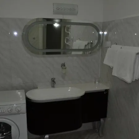 Seven Eleven Apartment Hotel In Most City Dnipro Room photo