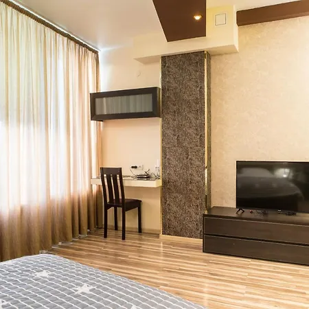 Seven Eleven Apartment Hotel In Most City Dnipro Exterior photo