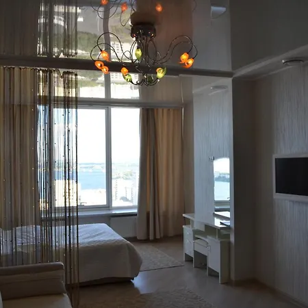 Seven Eleven Apartment Hotel In Most City Dnipro Exterior photo