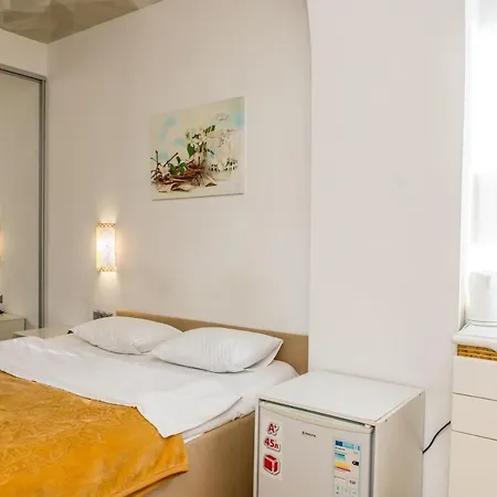 Seven Eleven Apartment Hotel In Most City Dnipro Exterior photo