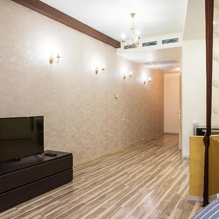 Seven Eleven Apartment Hotel In Most City Dnipro Exterior photo